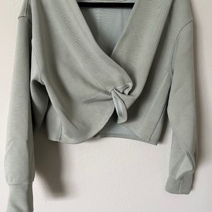 Lulu Sweatshirt